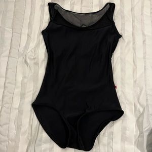 Yumiko Megan leotard